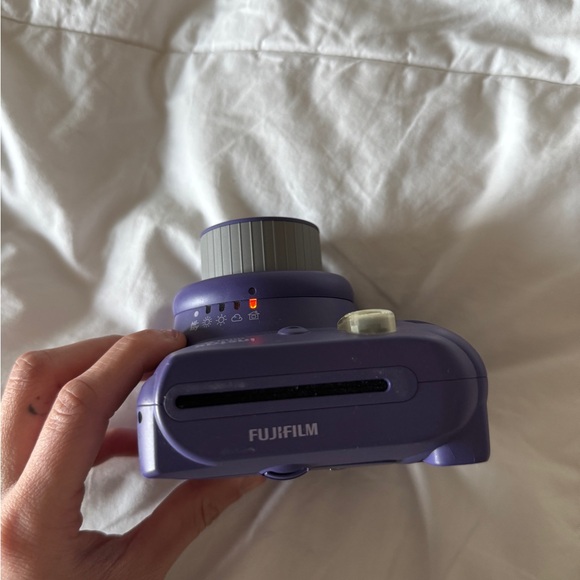 Fujifilm Instax Mini 8 Instant Film Camera - Grape/Purple - Picture 7 of 11
